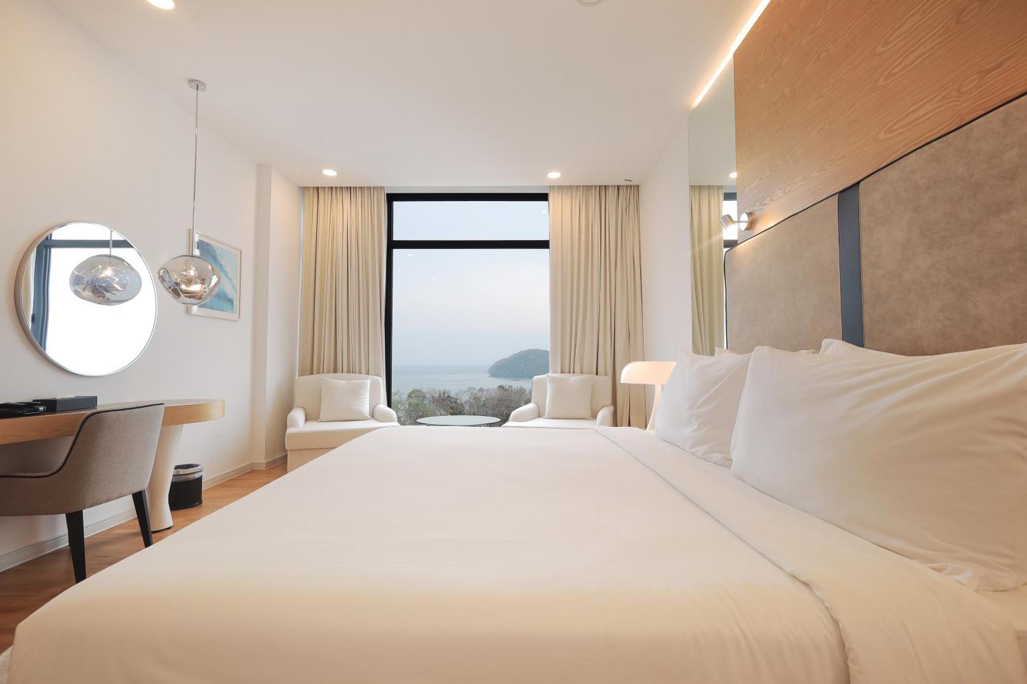 The Riyaz Lavanya Langkawi パンタイ・サナング エクステリア 写真 Deluxe Ocean View Room